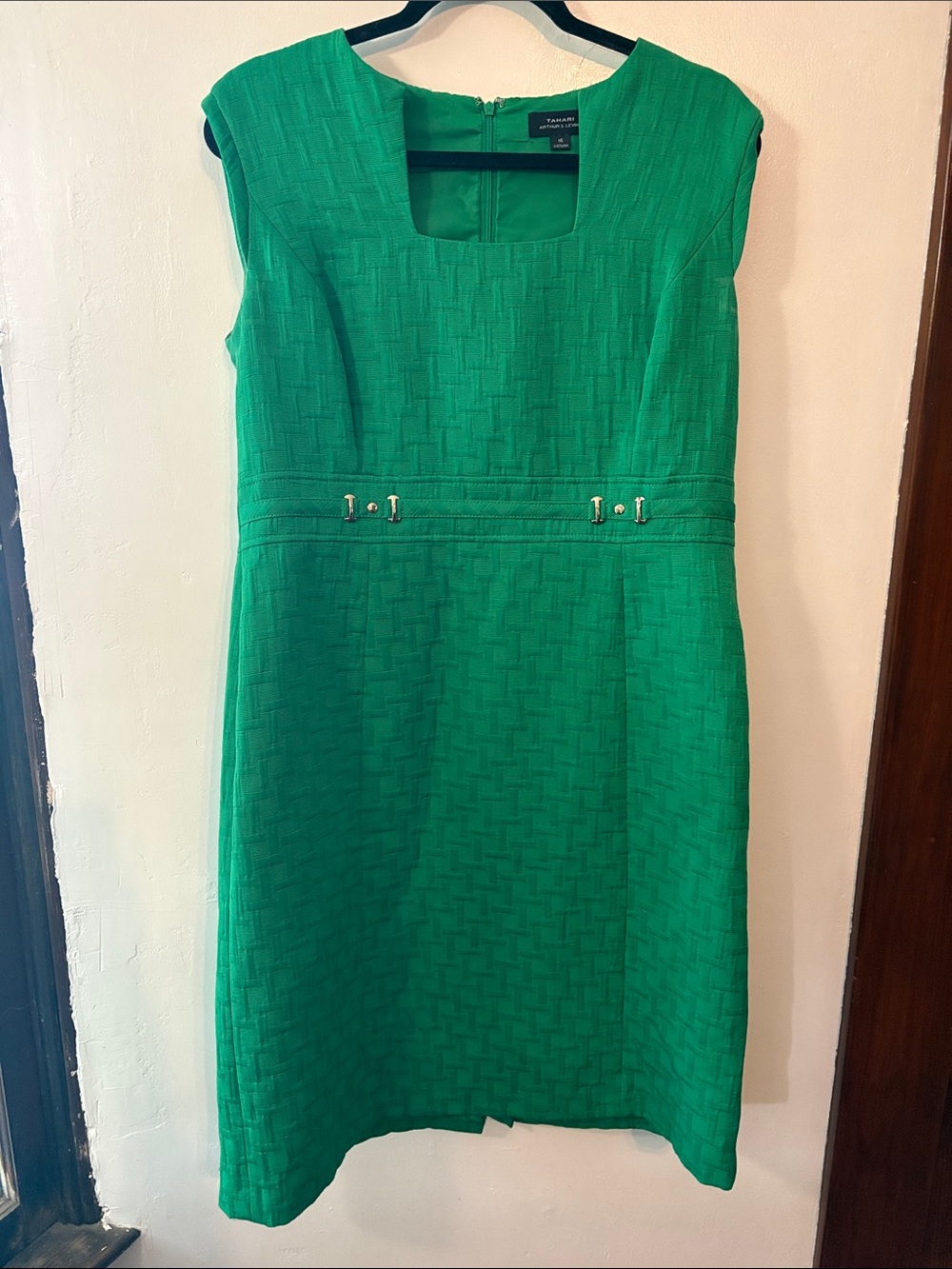 Tahari Emerald Green Textured Midi Dress
